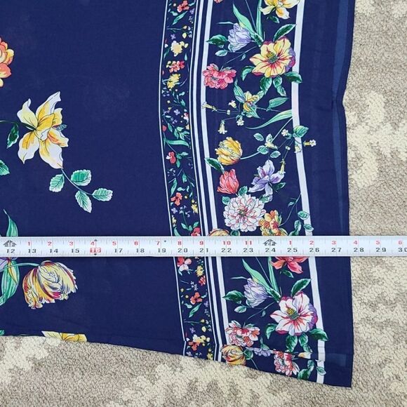 Liz Claiborne sheer top - Picture 8 of 8